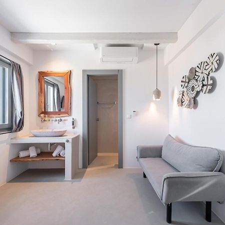 Paros Cape Suites Nausa Exteriér fotografie