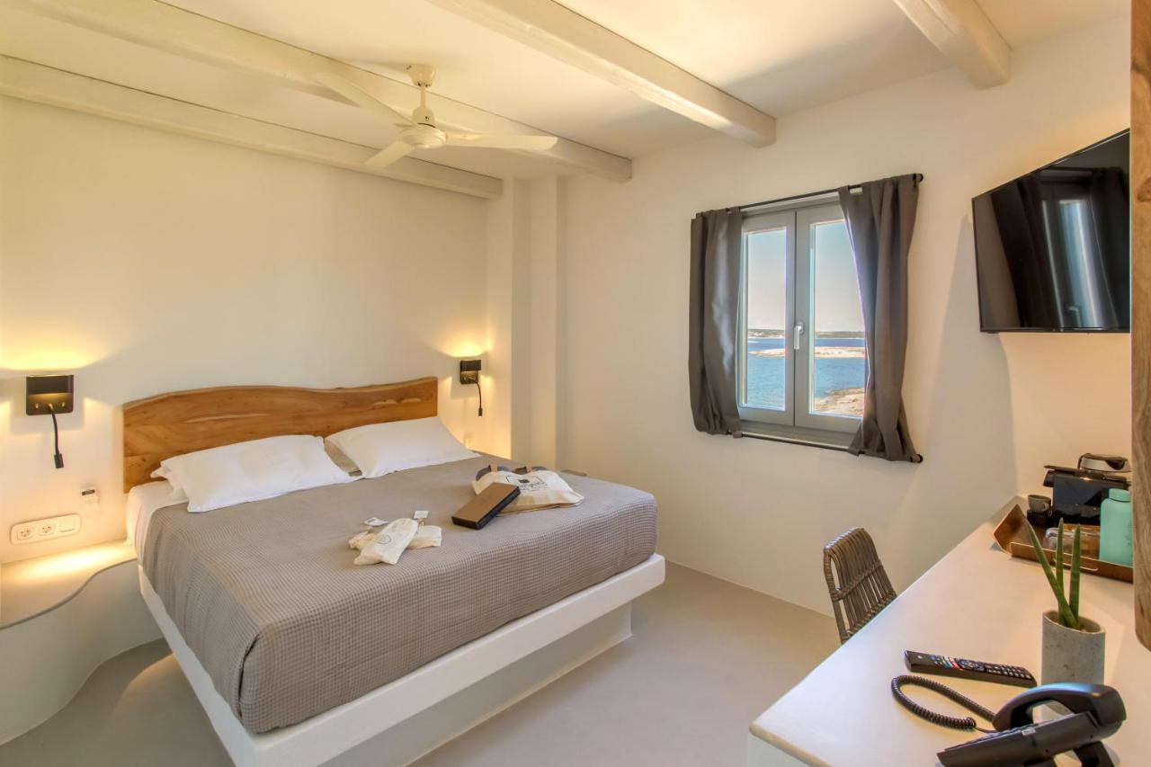 Paros Cape Suites Nausa Exteriér fotografie