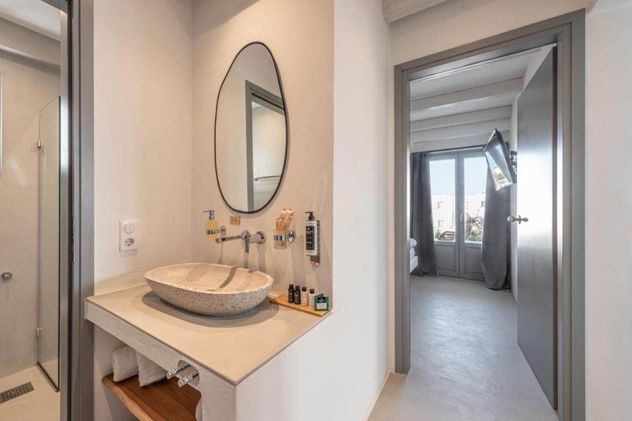 Paros Cape Suites Nausa Exteriér fotografie
