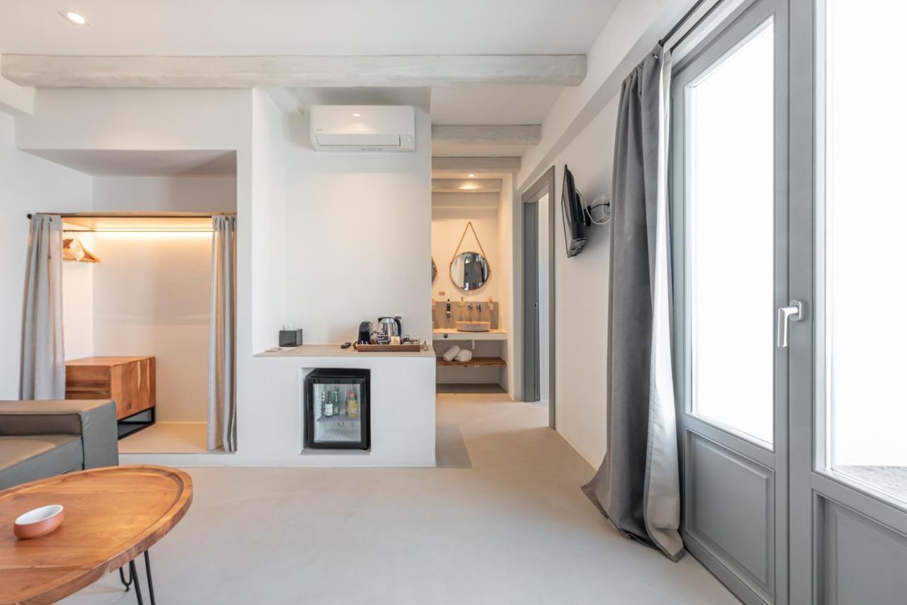 Paros Cape Suites Nausa Exteriér fotografie